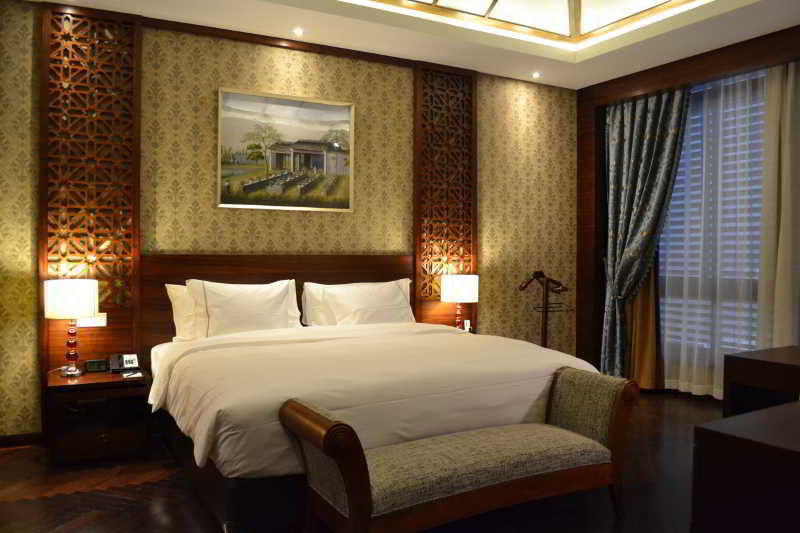 Fondney Hotel Shanghai Necc Hongqiao Airport T2 Екстер'єр фото