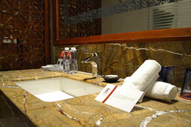 Fondney Hotel Shanghai Necc Hongqiao Airport T2 Екстер'єр фото