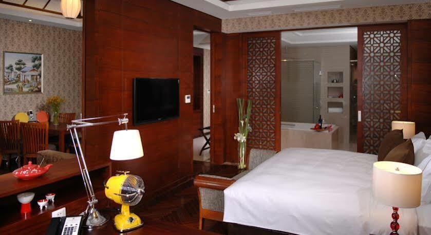 Fondney Hotel Shanghai Necc Hongqiao Airport T2 Екстер'єр фото